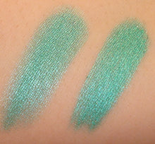 Load image into Gallery viewer, PUPA Eyeshadow 50's Dream - La Maison de Marie Webshop