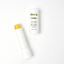 Afbeelding in Gallery-weergave laden, This is sun Lippenbalsem SPF 30
