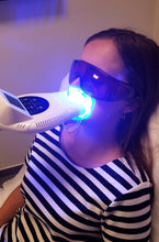 Afbeelding in Gallery-weergave laden, Tanden bleken
