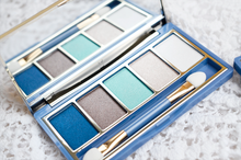 Afbeelding in Gallery-weergave laden, PUPA Navy Chic Eyeshadow Palette 002 - La Maison de Marie Webshop
